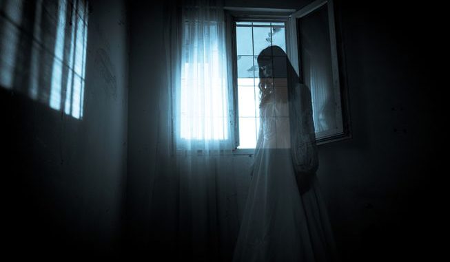 If You Spot Any of These 7 Signs Your House Might be Invaded by Ghostly Beings